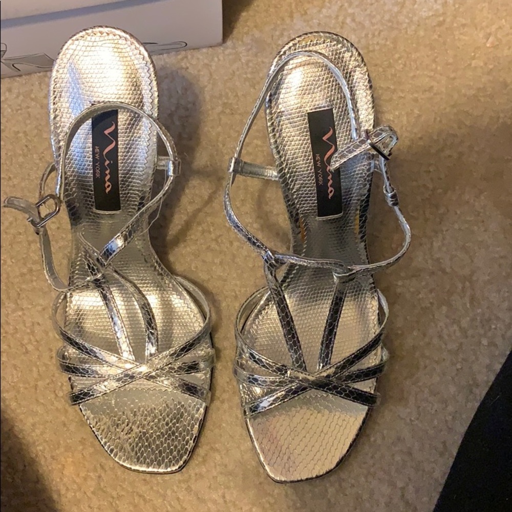 Nina silver sandals 7.5 brand new
